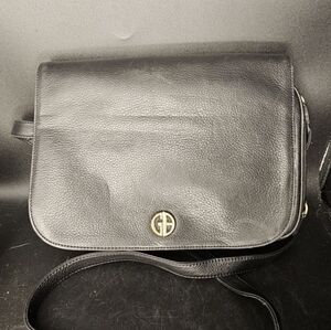 Vintage black genuine leather‎ cross body bag